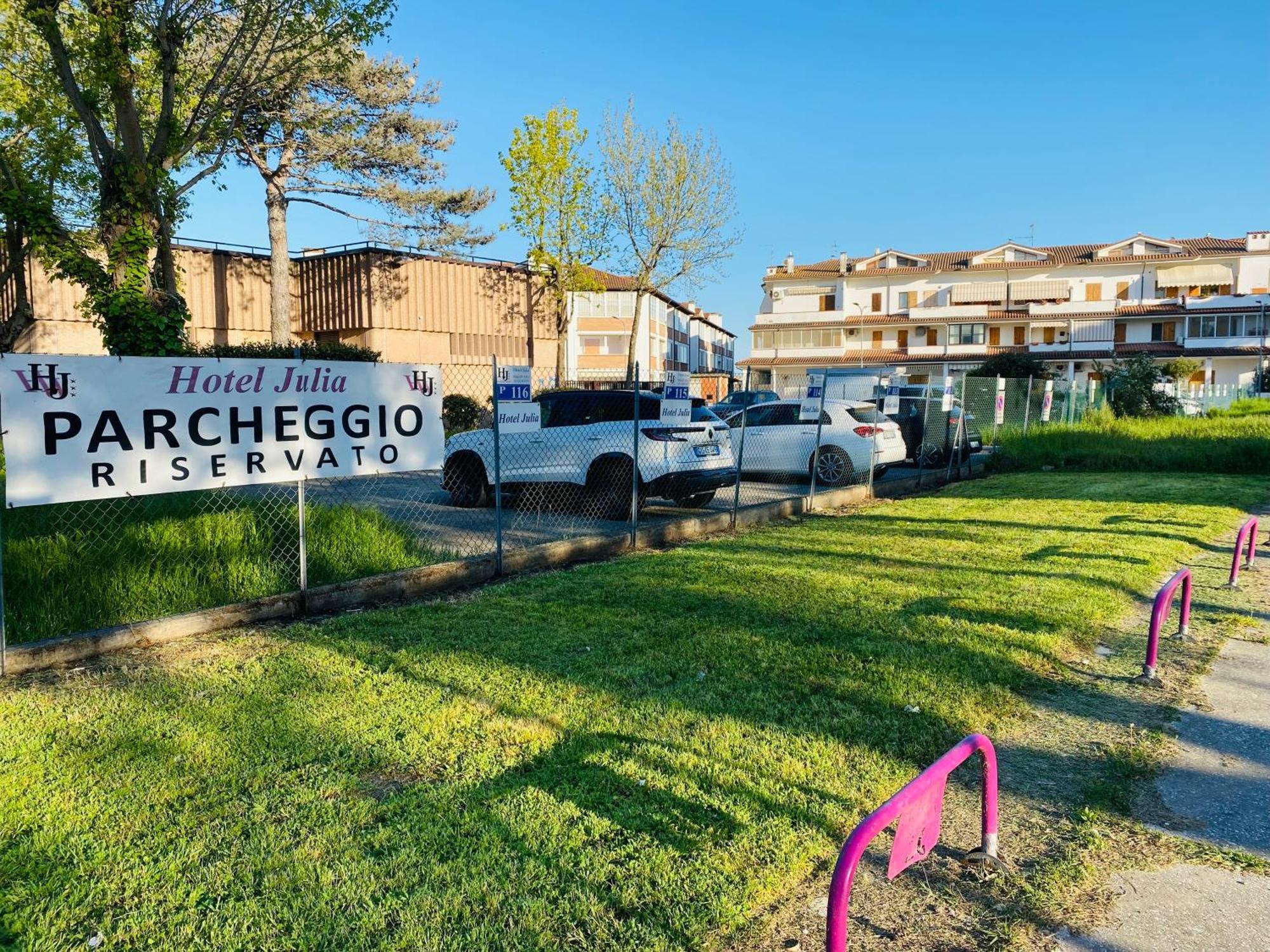 Hotel Julia Llido Degli Estensi Dış mekan fotoğraf