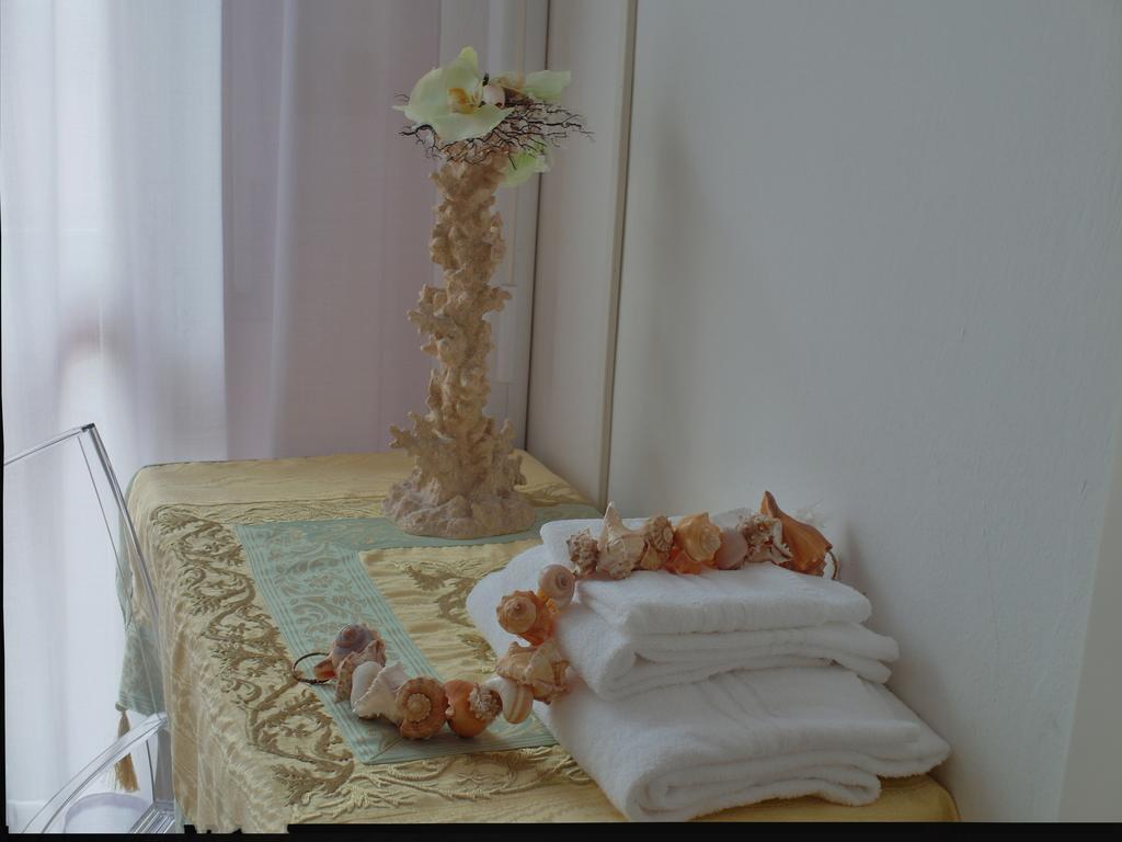 Hotel Julia Llido Degli Estensi Dış mekan fotoğraf
